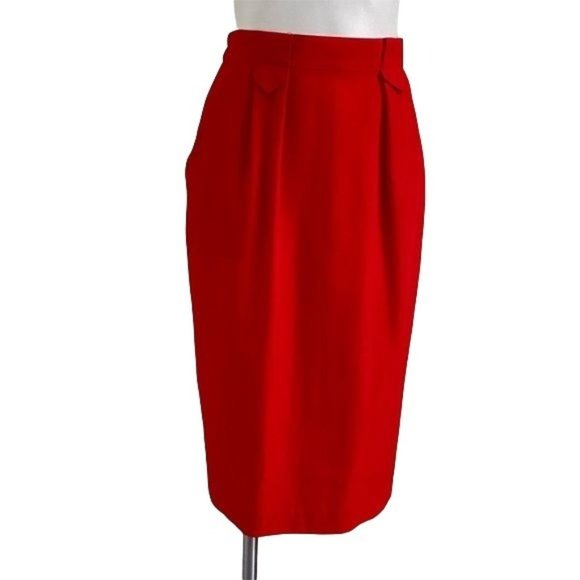 Requirements Dresses & Skirts - Requirements Red Skirt with Pockets Size 8